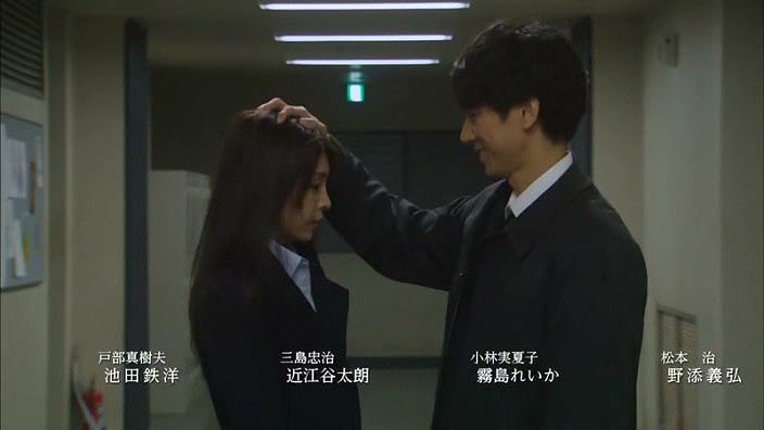 3.스트로베리 나이트 다케우치유코가 팀을 이끄는 경관인 여성원탑 형사물. 여주인 히메카와가 계속해서 트라우마에 시달리기때문에 드라마 전체가...