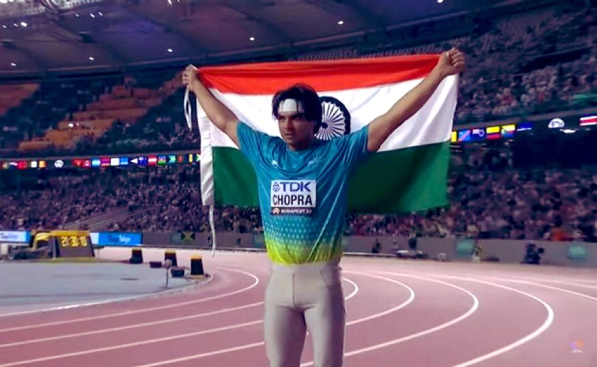 🇮🇳 History made! 

#NeerajChopra's 88.17m throw at the World Athletics Championships earns him the title of the #FirstIndian to clinch GOLD.  A soaring testament to passion and hard work! 

#Athletics #Champion #ProudNation #Neerajchopragold