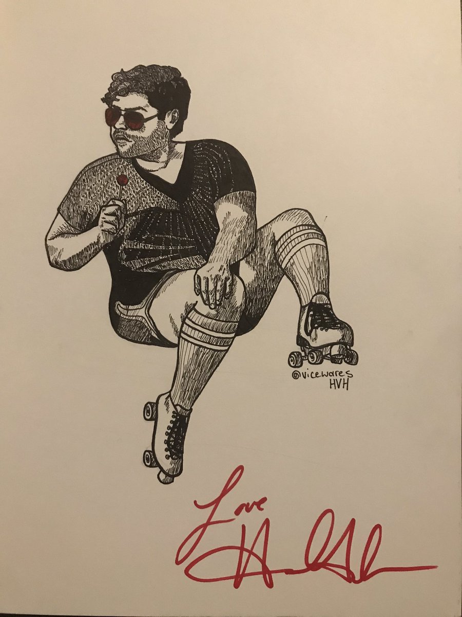 vicewares's tweet photo. pics from fanexpo canada! got my art signed by @HARVEYGUILLEN &amp; some selfies 💖 https://t.co/UIQrYgI2M1