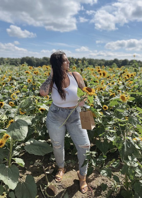 💛💛💛 https://t.co/4UZH5BYqIL