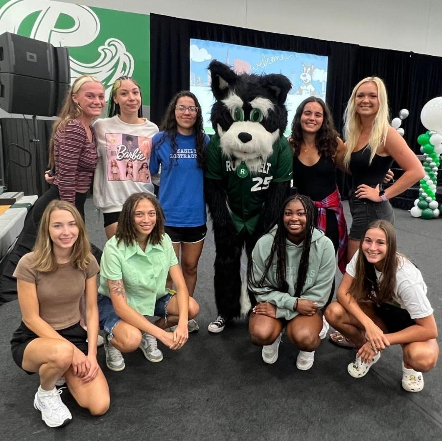 Let's go <a href="/EllaPritchard16/">Ella Pritchard</a>! Wishing you and your squad a great school year and season! 
#Diamond4Ever!