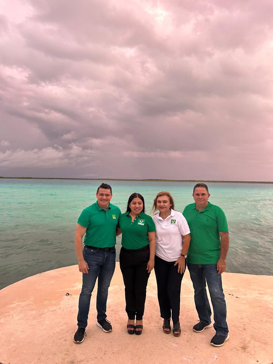 La #ZonaSurVerde se sigue fortaleciendo sumando cuadros valiosos, en Bacalar muy comprometida nuestra amiga Oneyda Cuxin, en OPB con Willo Canto, en JMM con Luis Carrillo y en FCP con Manuel Sierra.
<a href="/RenanSanchez_/">Renán Sánchez Tajonar</a>  <a href="/juancarrillo58/">Juan Carrillo</a> 
<a href="/quintanaroopvem/">Partido Verde en Quintana Roo</a>