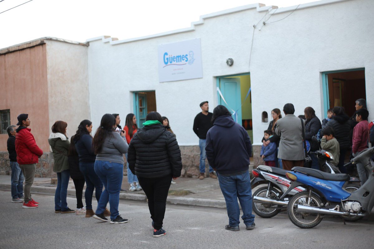 LuisRCastrooo's tweet photo. Después de mucho trabajo pudimos inaugurar nuestra CASA POPULAR GÜEMES en la Ciudad de Belén. 
Fruto de la autogestión y la organización abrimos las puertas de un espacio destinado a talleres, espacios productivos, apoyo escolar y talleres de recreación y contención. https://t.co/yAcCHe6kTJ