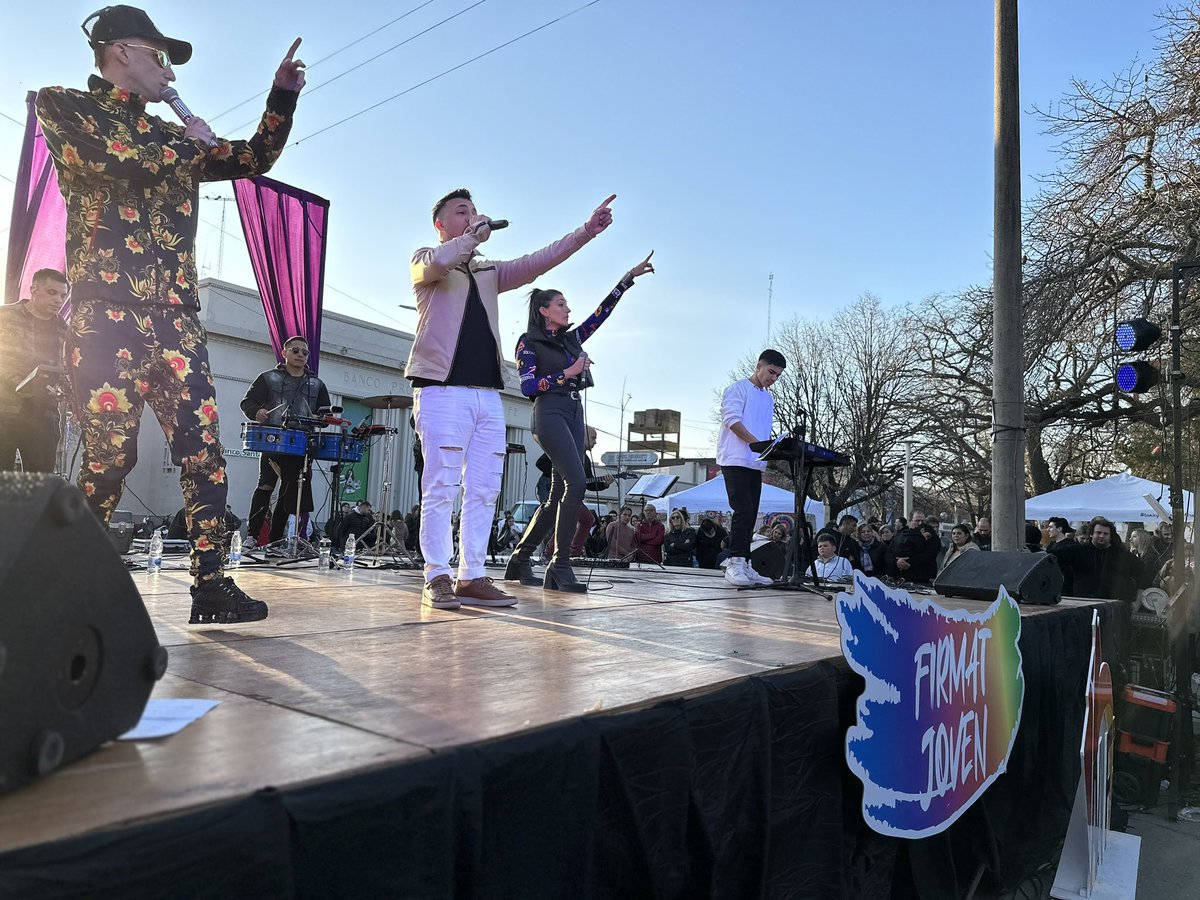 FirmatJoven (@firmatjoven) on Twitter photo 