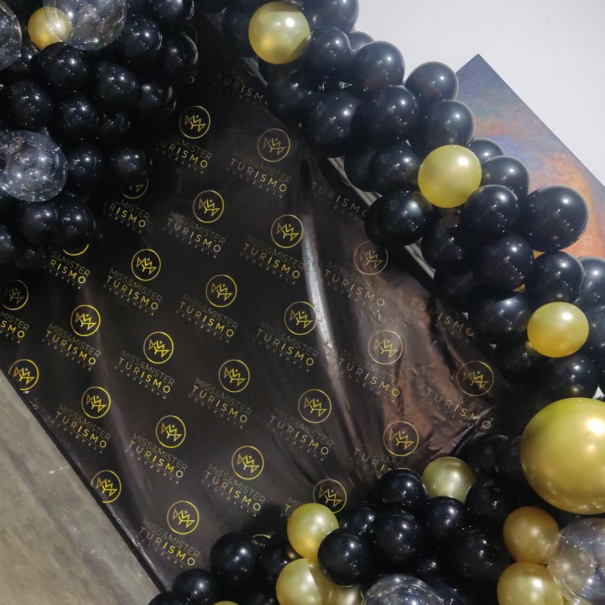 Hoy desde la gala final del Concurso Miss y Míster Turismo Venezuela #MissYMisterTurismoVenezuela