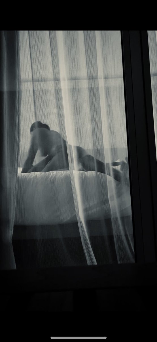 illrotic_'s tweet photo. You + me = oui https://t.co/PfKSaEc6qm