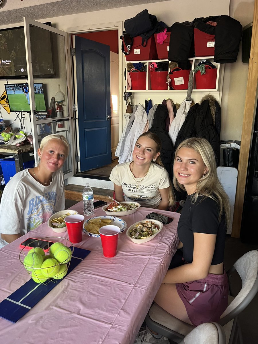 Pamela Koch tweet media