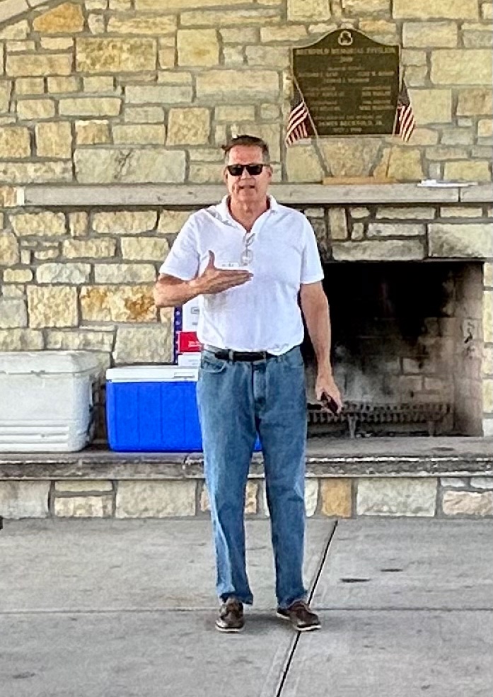 MikeOdioso's tweet photo. Thank you HAMCOGOP TCV for asking me to speak about my candidacy for State Represenative (30th District) at the Burgers &amp; Brews Summer fundraiser joining @HamCoGOP Chair Russ Mock,  Judge Curt Kissinger &amp; former &amp; future Sheriff Jim Neil. @GreenTGOP @ohiogop 🇺🇸🇺🇸 https://t.co/F9zzcGAbYl
