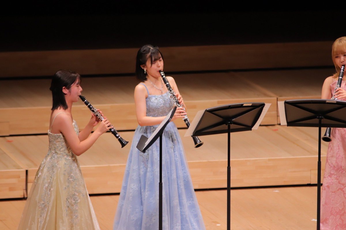 tcm_clarinet's tweet photo. 当日の写真を少しずつアップしたいと思います🤍

小編成
ワルツ「マリア・イサベラ」

#演奏会 #クラリネット #クラリネットアンサンブル #東京音楽大学 https://t.co/ROuEnFVw30