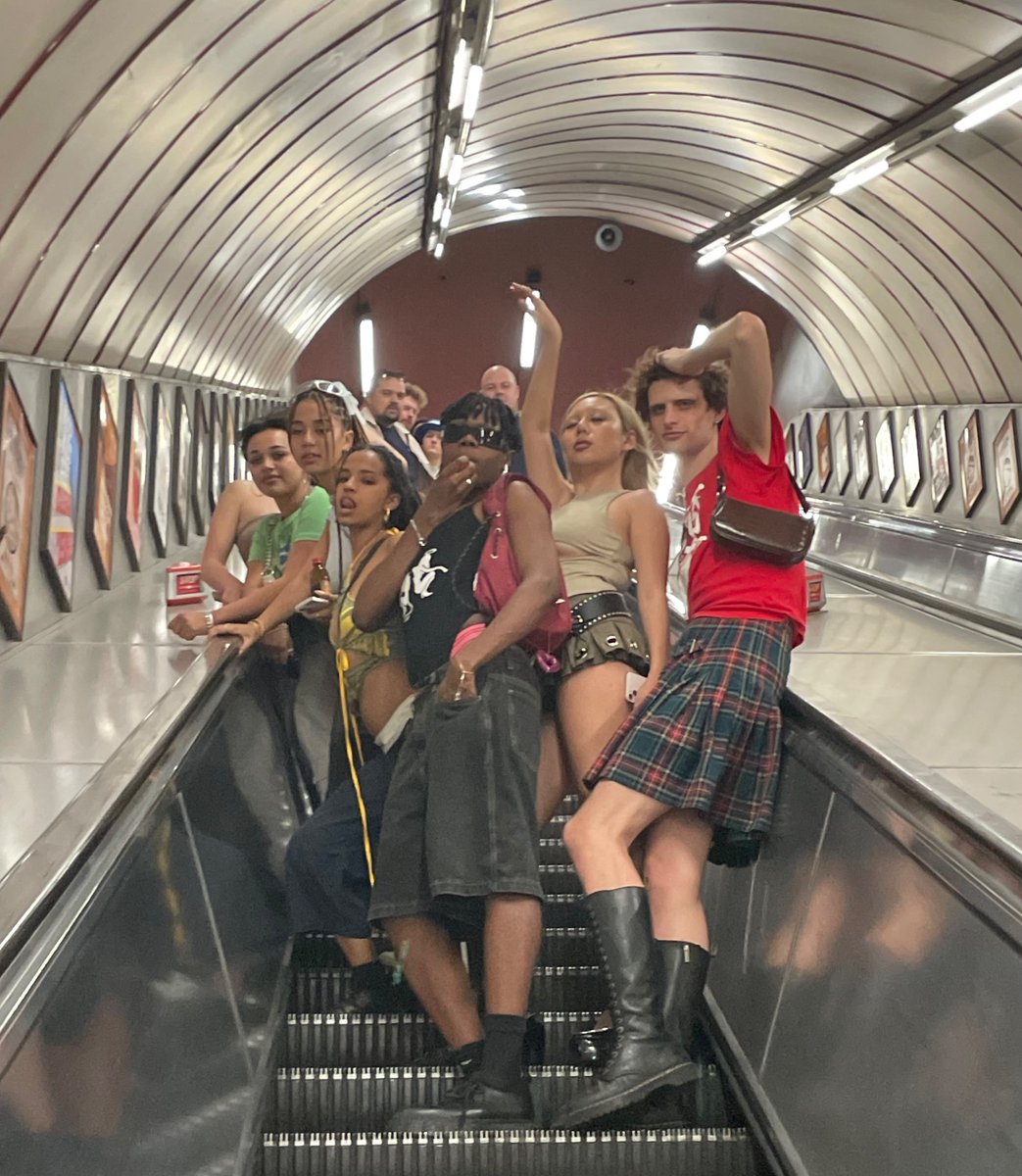 Eva Blakemore tweet media