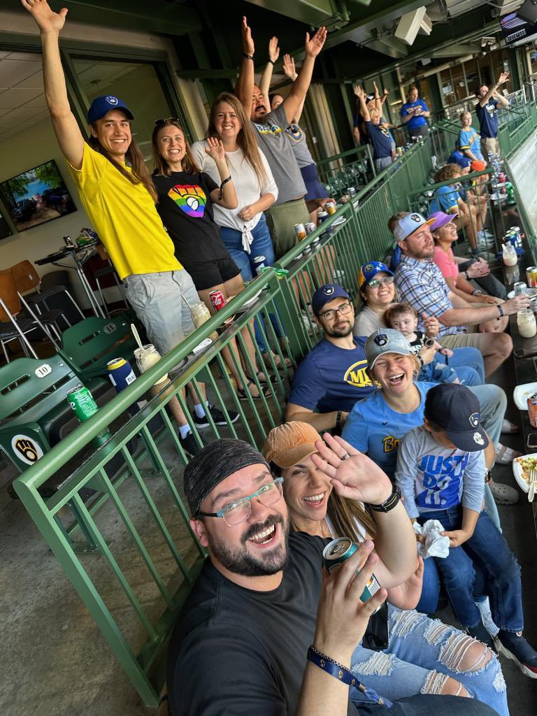 We’re so grateful for the opportunity to live the #SuiteLife at the @Brewers game today! Resident wellness peaked with all 8 of us, our fabulous visiting resident, and lots of family joining in! #RadOnc