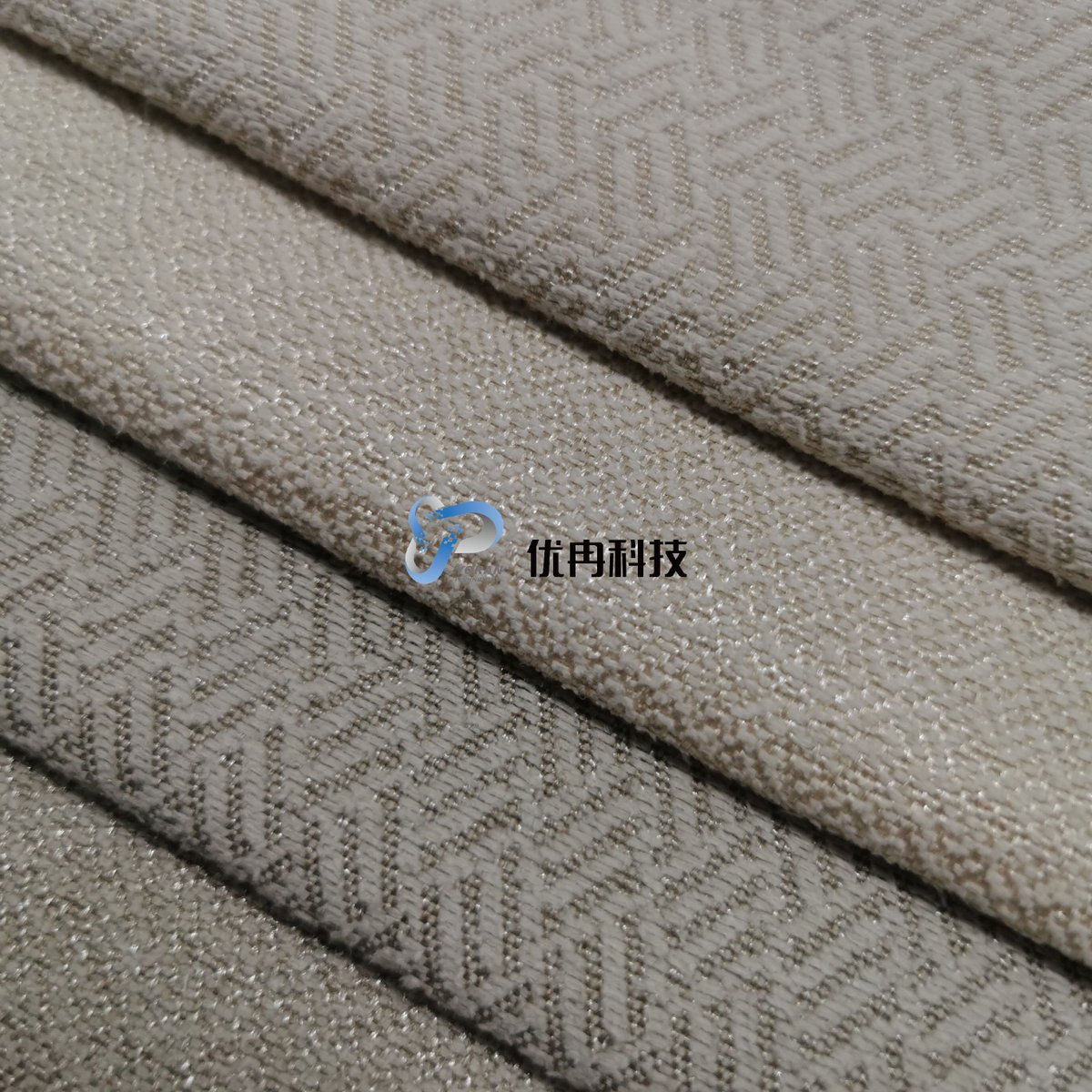 Czjyrsx's tweet image. Experience the perfect blend of durability and elegance with our high-quality sofa fabrics. Enjoy long-lasting beauty without compromising on comfort. #DurableFabric #ElegantLiving #HomeFashion #SofaDecor #sofafabric #fabric #textile #polyester