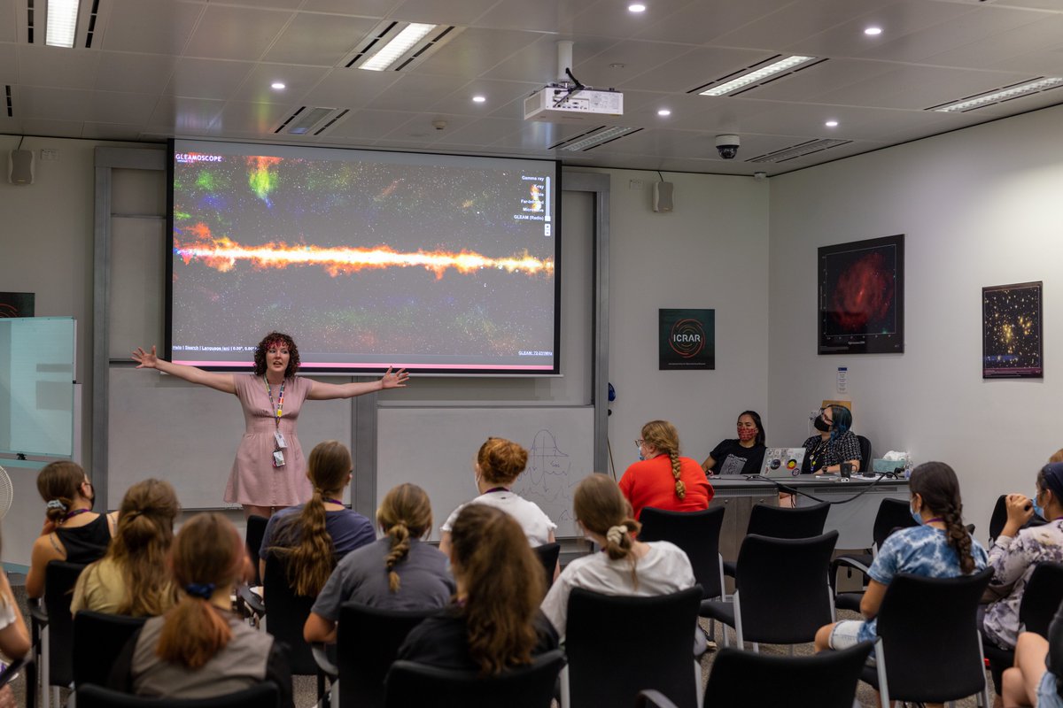 AusSMC's tweet photo. 👩‍🔬A team of researchers from @ICRAR and @CurtinUni say high school science courses in Australia fail to mention the contributions of #womeninSTEM , and instead focus on a male-centric narrative https://t.co/i8bdb0IFro