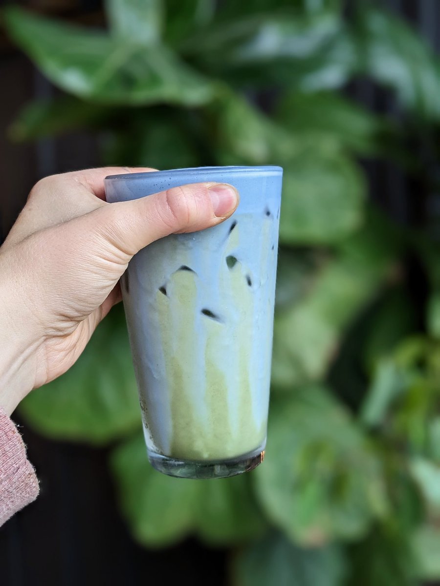 YellowBikeCoffe's tweet photo. Iced matcha with vanilla and natural blueberry cold foam 🥰 https://t.co/HKeGYaCZV0