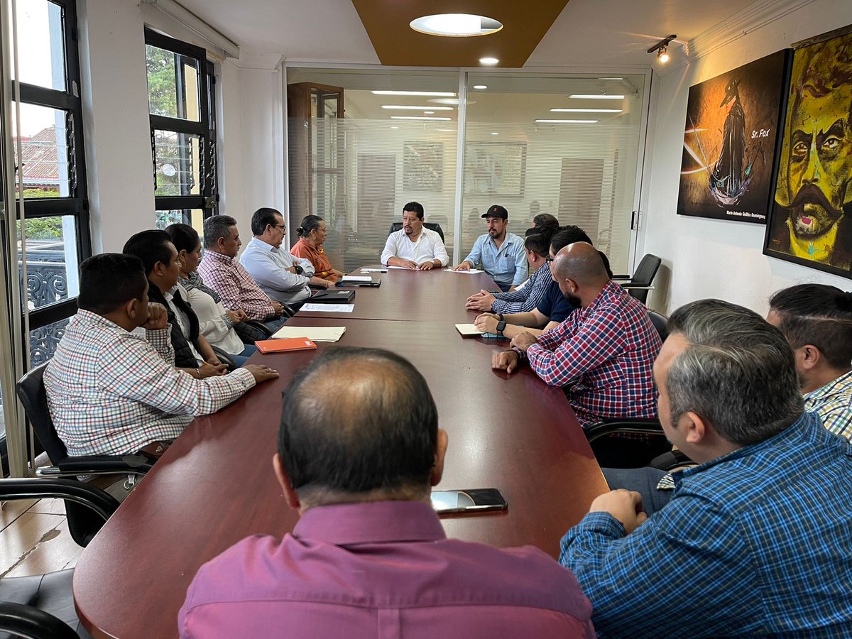 Los equipos de la SEMAHN y el Ayuntamiento de Comitán trabajando para la resolución de problemas ambientales de la región, muchas gracias equipo SEMAHN, muchas gracias Presidente Mario Antonio Guillén Domínguez.