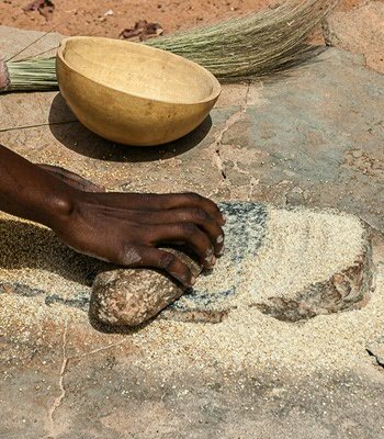 tw_donbrilliant's tweet photo. #Akaro refers to a traditional millet-based dish that originates from the Banyooro people of Uganda. Millet is a type of cereal grain that is commonly used in various African cuisines due to its nutritional value and ability to grow well in arid conditions. The dish is a staple food in many Ugandan households and it holds cultural significance within the Banyooro community.

Akaro is prepared by grinding millet grains into flour, which is then mixed with water to create a thick, porridge-like consistency and It's typically cooked over a fire or stove which requires continuous stirring to prevent lumps from forming. Once cooked, Akaro can be served as a main dish or side dish, often accompanied by sauces, stews, vegetables, or beans.

The dish is not only a source of sustenance but also a symbol of tradition and heritage. It's an essential part of Banyoro culture and is often shared during communal gatherings, celebrations, and rituals. Akaro's popularity and importance are rooted in its historical significance and its ability to provide nourishment to communities.
#WorldTourismDay2023 #ExploreUganda
#ExploreBunyoro #HoimaCity

Cc: @Bunyoro_Kitara @MTWAUganda