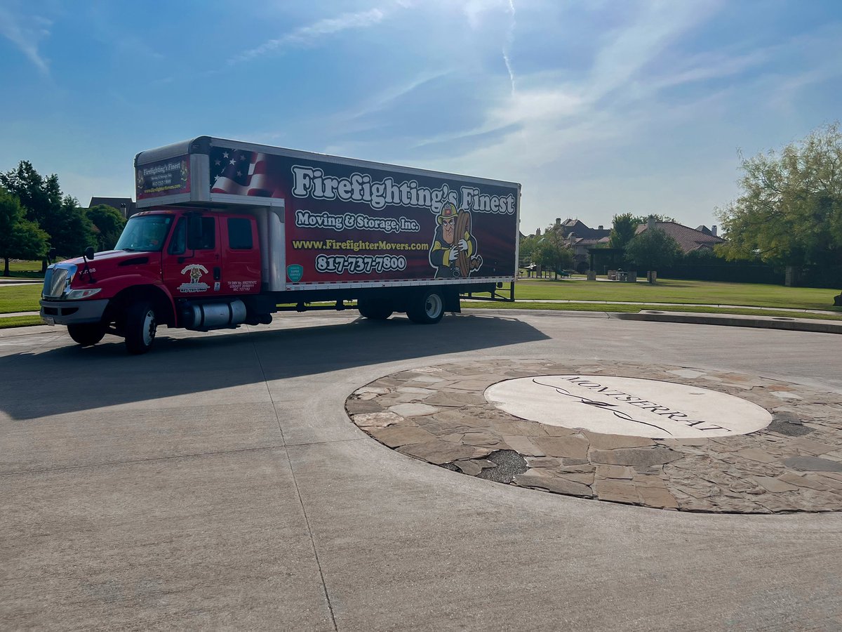 Check out a move we did this past week!

We had the privilege to move a wonderful family from the beautiful neighborhood of Montserrat.📦

#movingday #FFMS
