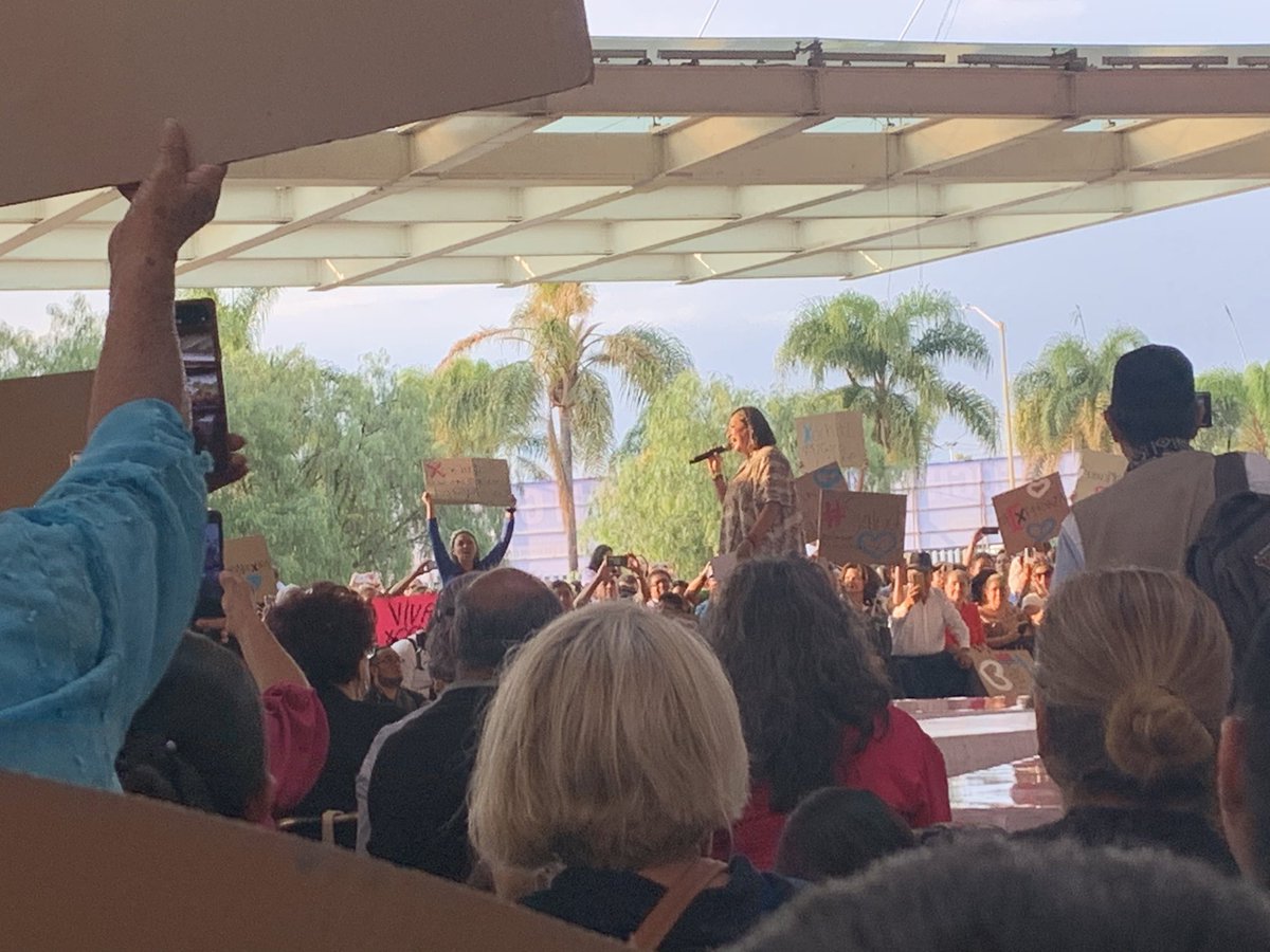 AmazingRuper's tweet image. Aguas con @XochitlGalvez!! Aguascalientes está contigo!! #XochitlVa!