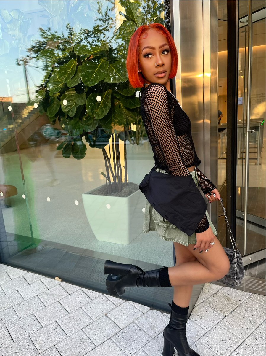 JiggyassJada's tweet image. All Stood out #nyc #fashion #flyshit