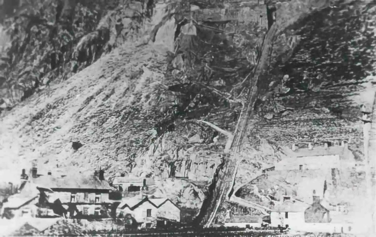 The old #Slate #Quarry incline #GlanYPwll #BlaenauFfestiniog

<a href="/funimag/">Funimag</a> @StorielBangor <a href="/AmgueddfaLechi/">Amgueddfa Lechi Cymru | National Slate Museum</a> @Taconic_Musings <a href="/AnturStiniogCyf/">Antur Stiniog</a> <a href="/BROcastFfestin1/">BROcast Ffestiniog</a> <a href="/Llyfrau/">Llyfrau</a> <a href="/CmMorthin/">Martin Pritchard</a> <a href="/CwmniBro/">Cwmni Bro Ffestiniog</a> <a href="/IQ_UK/">Inst. of Quarrying</a> <a href="/CynefinS4C/">Cynefin</a> <a href="/snowdoniaslate1/">Llwybr Llechi Eryri</a> <a href="/lluniaurich/">Richard Jones</a> <a href="/IHSOengland/">Industrial Heritage Support Officer for England</a> <a href="/NarrowGaugeRM/">The Narrow Gauge Railway Museum</a> <a href="/NarrowGaugeWrld/">Narrow Gauge World</a>