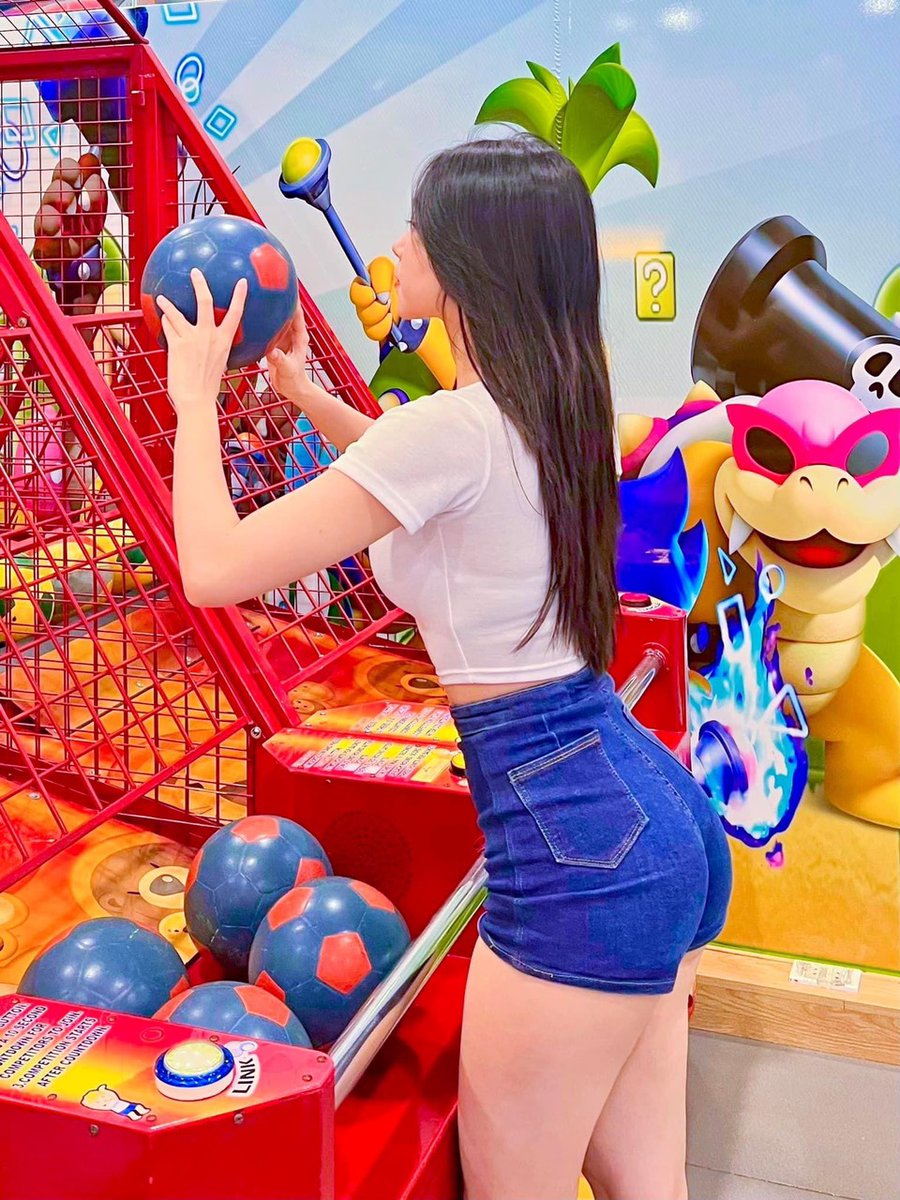 pedam16052000's tweet photo. Thời tiết hôm nay đúng đẹp luôn này mà có con cá trà pặc nào mà bú thì tuyệt https://t.co/BA8R87zf0D