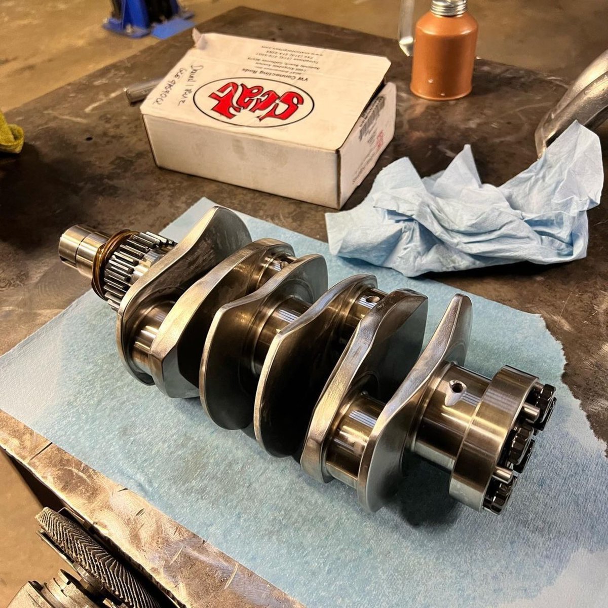 VwScat's tweet image. Elijah's #shortblock done ✅ 
- SL1 thrust conversion case
- AA 82 flanged crank prepped by SL1
- Scat rods
- Engle 110 cam
- SL1 lifters 
- Cb cam gears
- Dailey oil pump supplied by Geers engineering 
- Jaycee straight shot oil mod
