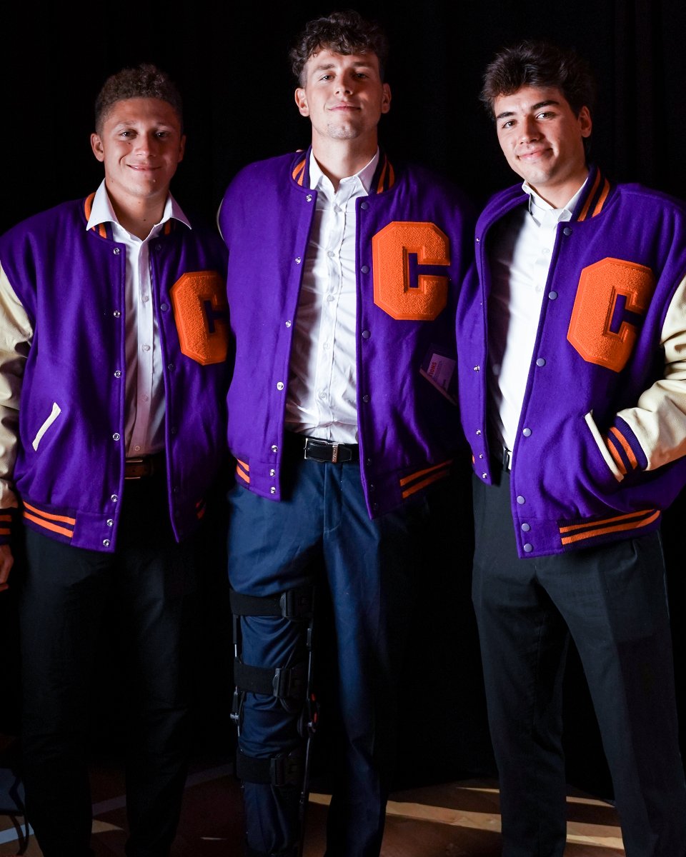 Cam Cannarella, B.J. Bailey & Ethan Darden were three of 13 Tigers who received their first-year letter jackets in Littlejohn Coliseum tonight. 🐅 👏