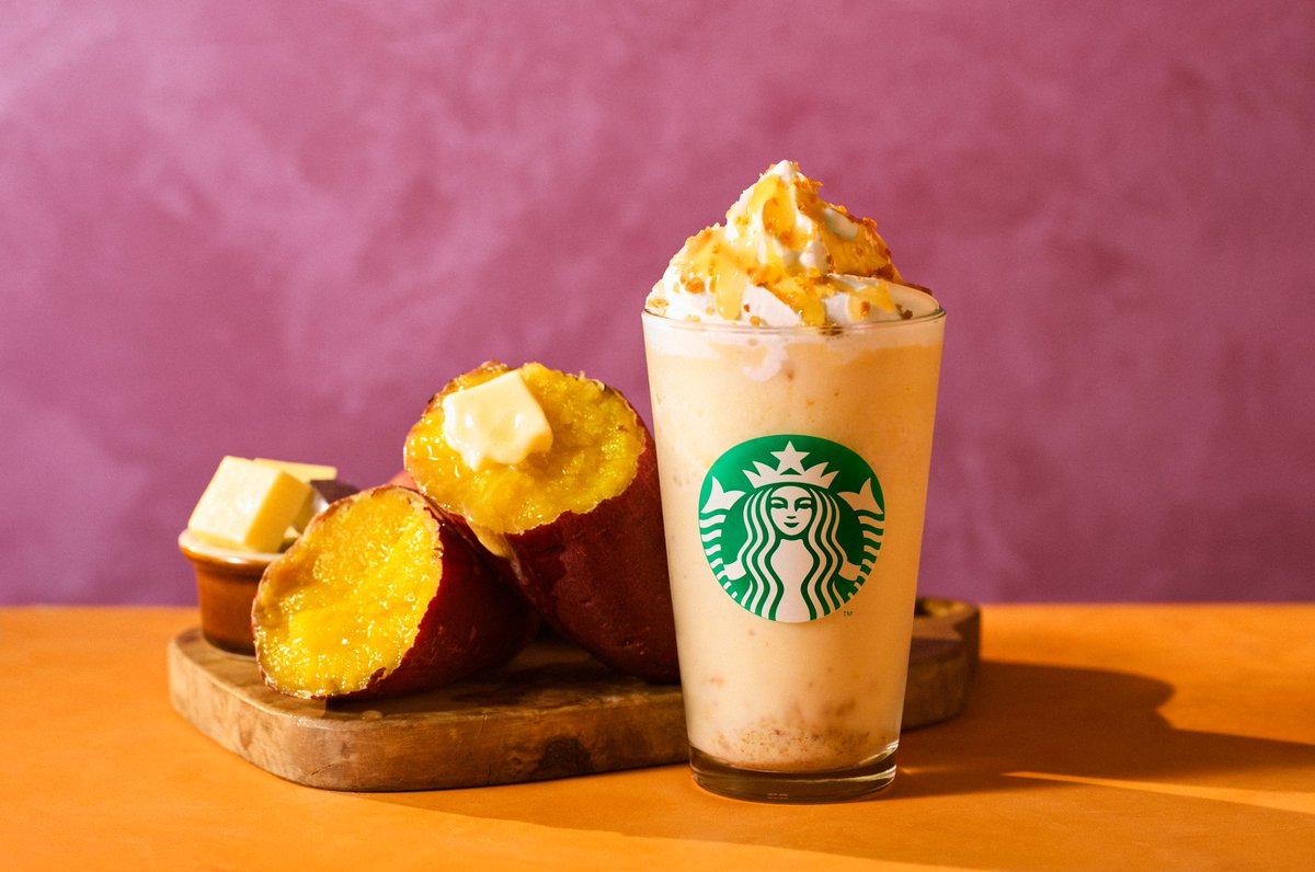 fashionpressnet's tweet photo. スタバ新作「おさつ バター フラペチーノ」バター＆はちみつが“じゅわっと”しみ込む焼き芋をイメージ - https://t.co/9TyzyGpBJk https://t.co/uvTpj8uKoD