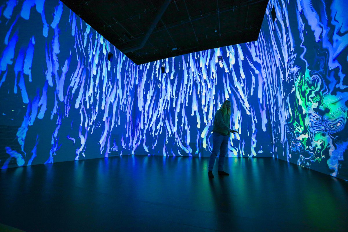 artechouse's tweet photo. Inspired by the geological cycle, #CIRCULEIGHT is an #ARTECHOUSEStudio original created for @HarpaReykjavik in Reykjavik, Iceland ๐๏ธ๐๐ป https://t.co/V6D7WajlvH