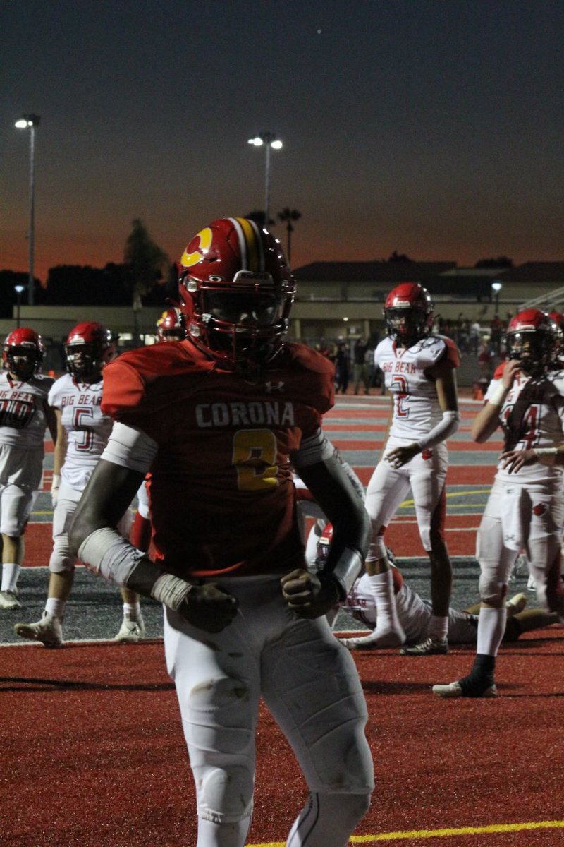tyow3ns's tweet photo. Ty Owens First Game back at Corona High School

235 Yards
17/22 Passing 
77% Comp 
3TDs/0INT
1 Rush TD https://t.co/19aEUYBfgA