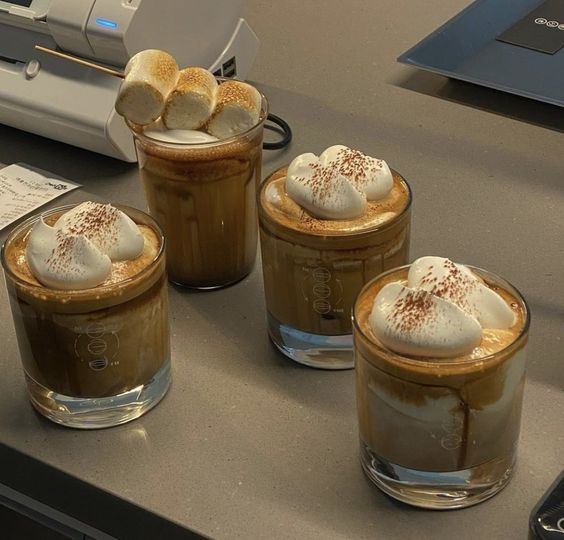 etherealdior's tweet photo. coffee, please https://t.co/fc71SiIGVR