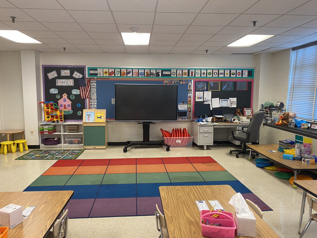 MrsMackeysClass's tweet image. Ready for the first day of kindergarten! Can’t wait to meet my little cheetahs!