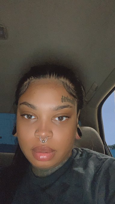 The face is a flex https://t.co/Zr6iYlfOx8