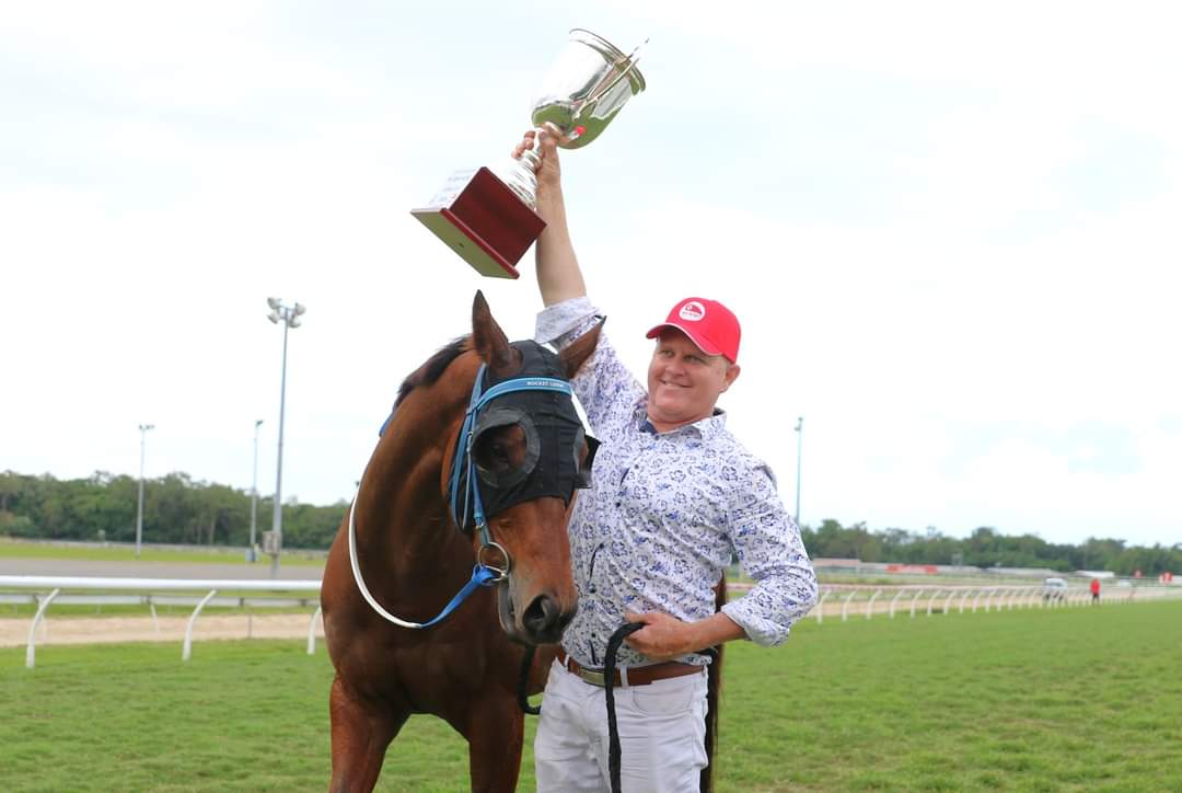 richescameron's tweet photo. The 2023 Red Beret Hotel Cairns Cup Winner

The Driller
Trainer- John Manzelmann
Jockey- Adam Sewell

📸 Darren Winningham https://t.co/CUwF5bZM6p