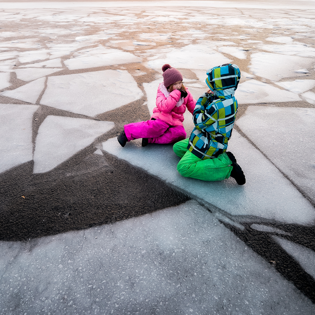 Utilitarian.World tweet media