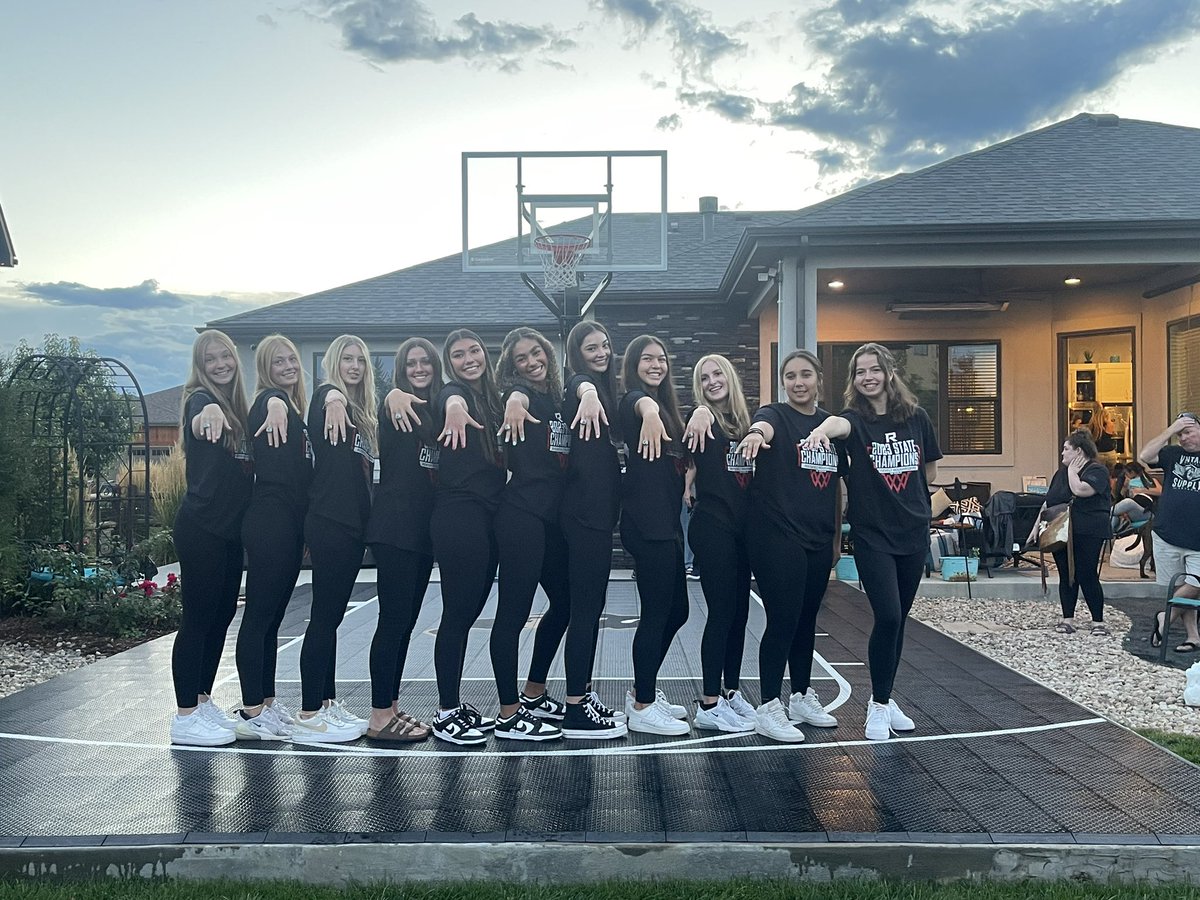 rhsgirlsbbsquad's tweet photo. Ring Night did not disappoint! It was worth the wait to have the whole squad together. Very proud of this group of players and coaches and what we were able to accomplish! #together https://t.co/3TJFsR0s24