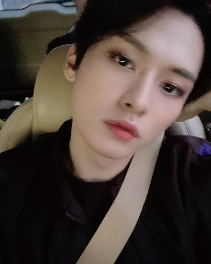 leenoliro's tweet photo. ㅤㅤㅤ https://t.co/omwik0lCSD