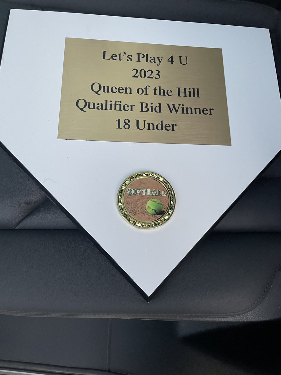 Went 3-2 this weekend to win the Queen of the Hill Bid! So proud of the fight in these girls! What a great way to start the 23-24 season! 

#allgutsallglory