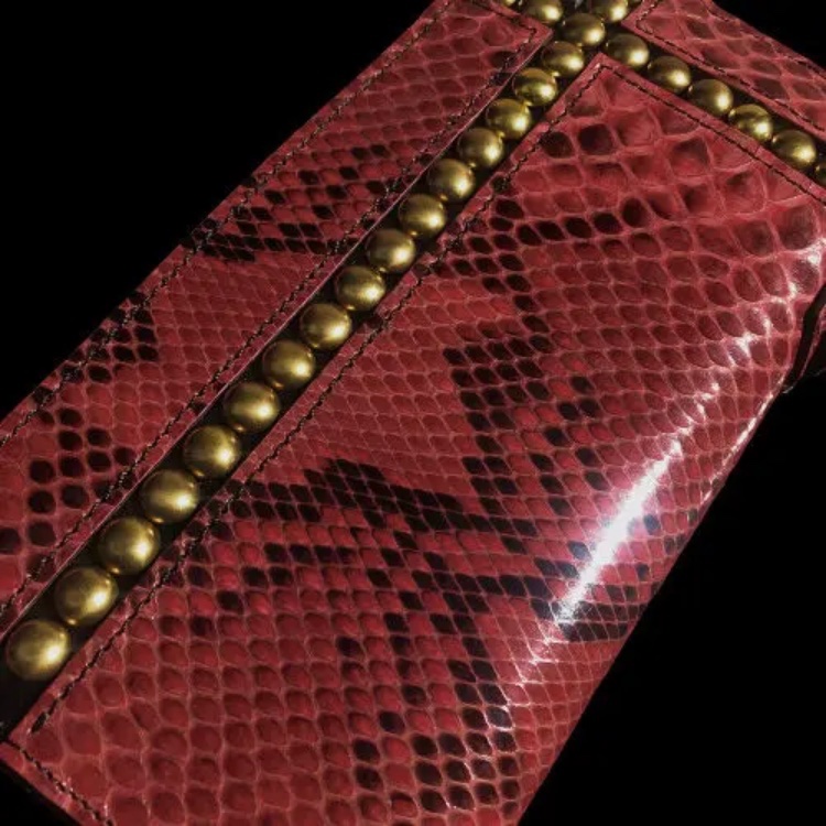 Build_Clothing's tweet photo. Build Snake Skin Long Wallet
https://t.co/MNgQfnGqOx
#buildclothing #wallet #leatherwallet #leather #snake #snakeskin #python #pythonskin #γγ«γγ―γγΌγΈγ³γ° #γ¦γ©γ¬γγ https://t.co/WEQtGFyMqG