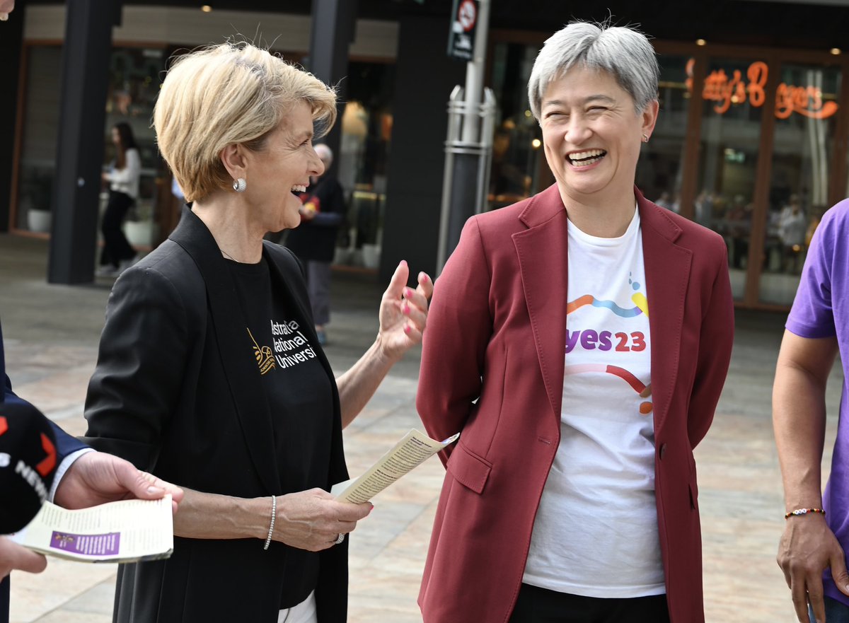 SenatorWong's tweet photo. Australians from all walks of life and all sides of politics are backing the Voice.

Fantastic to join @yes23au’s Dean Parkin, @PatrickGormanMP &amp; @HonJulieBishop in Perth to speak to Australians about the referendum.

The Voice is about recognition, listening and better results. https://t.co/AHQChc4zE4