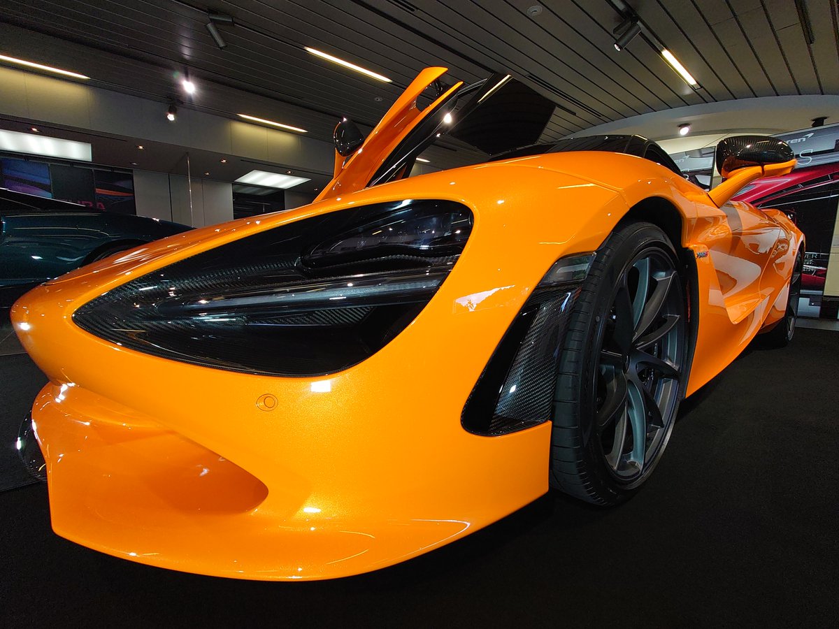 McLaren Artura tweet media