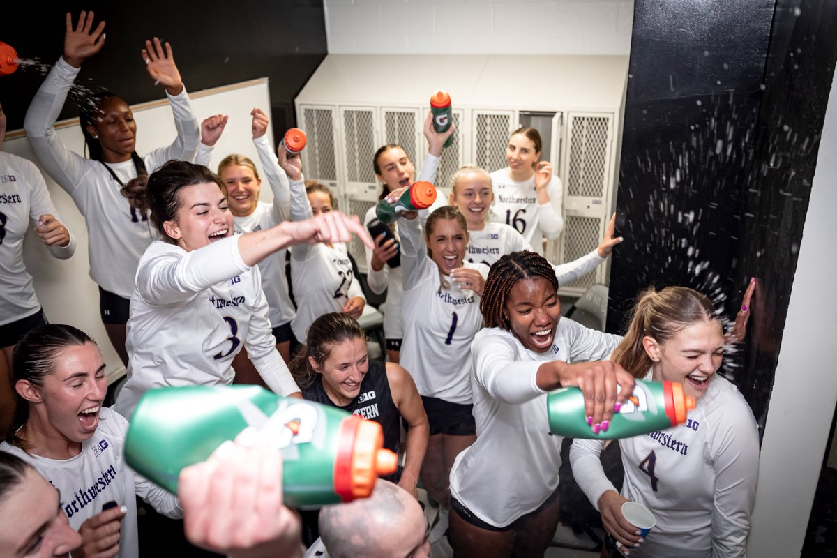 Northwestern Volleyball tweet media