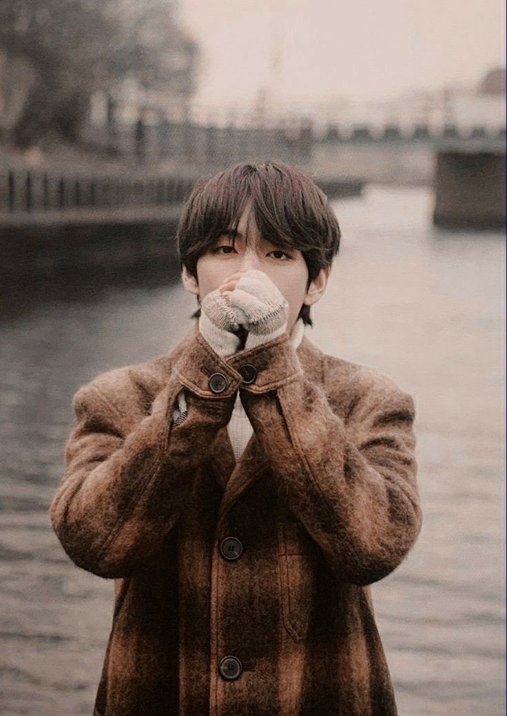 RT and REPLY 

SCENERY OUT NOW 
WINTER BEAR OUT NOW 
SNOW FLOWER OUT NOW 

#V_Scenery #V_Winterbear #V_SnowFlower