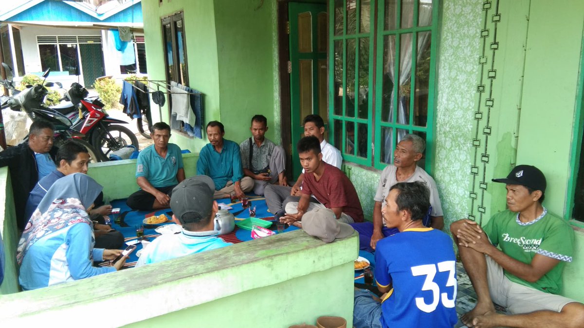 Kurdym6n's tweet photo. Selasa, 02/08/23, Kurdiman, Luhkan Kab. Paser, di Pokdakan Tirta Rinjani DS Kerta Bhakti mendampingi verifikasi kelompok budidaya nila
#giatluhkansatminkaltegal
#paser #verifikasi https://t.co/Q215Llc1PR