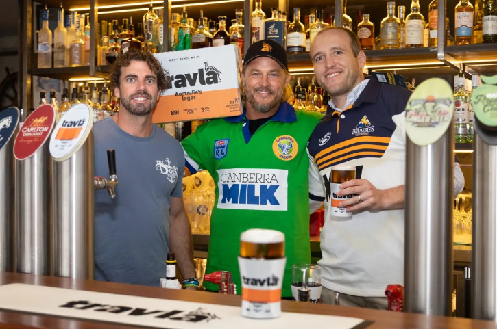 benny_alexander's tweet photo. The Dock backs Travla🍻🤝

Proud to announce The Dock has invested in Travla, an Aussie beer company started by actor Travis Fimmel and Masterchef @andyallencooks.

And we’re pumped to be onboard because:

1. It’s the beer I drink

2. A great commercial opportunity and; https://t.co/Ky7cuTe0Zg