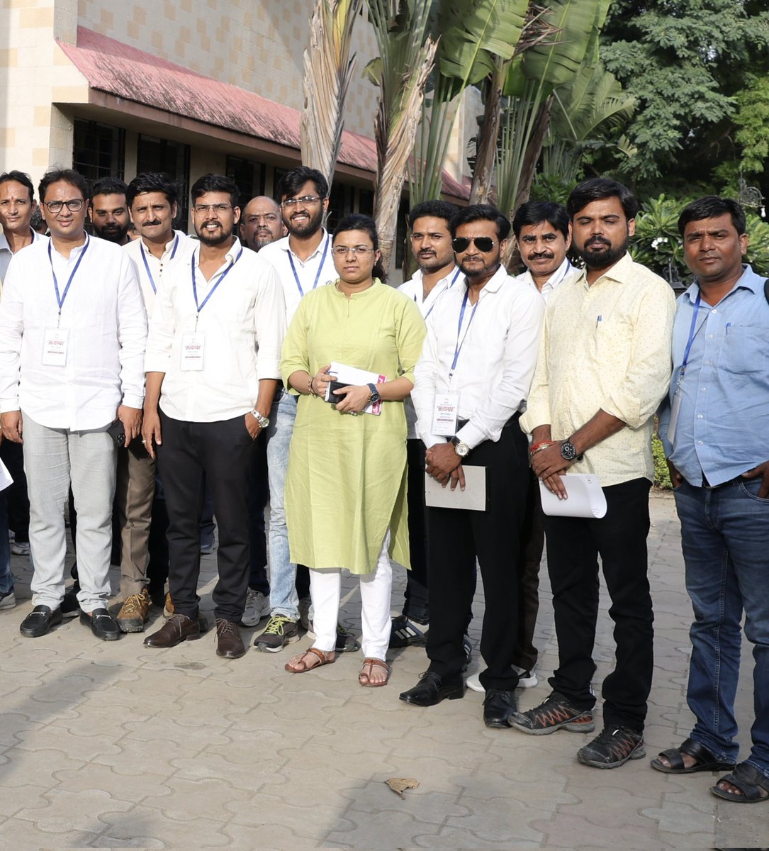 Thakre_13_INC's tweet photo. आग्रह सत्याचा,आग्रह शांतवृत्तीने लढण्याचा..!! 🙌🇮🇳

#Team_Congress #Team_Scocial_Media #INCMaharashtra #socialmedia #socialmediacell #सत्याग्रह #Vidarbha #Training https://t.co/pu3zrix9Rb