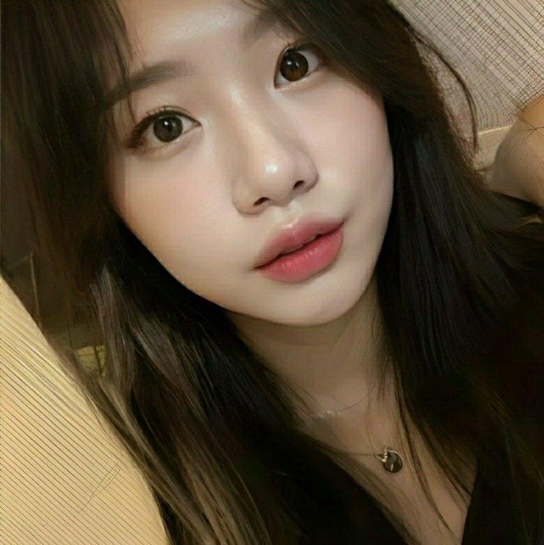 PLANETPEACe548's tweet photo. Yara 16 years old nationality Japanese🇯🇵 야라 17살, 일본 국적입니다. https://t.co/dwrViw6lOl