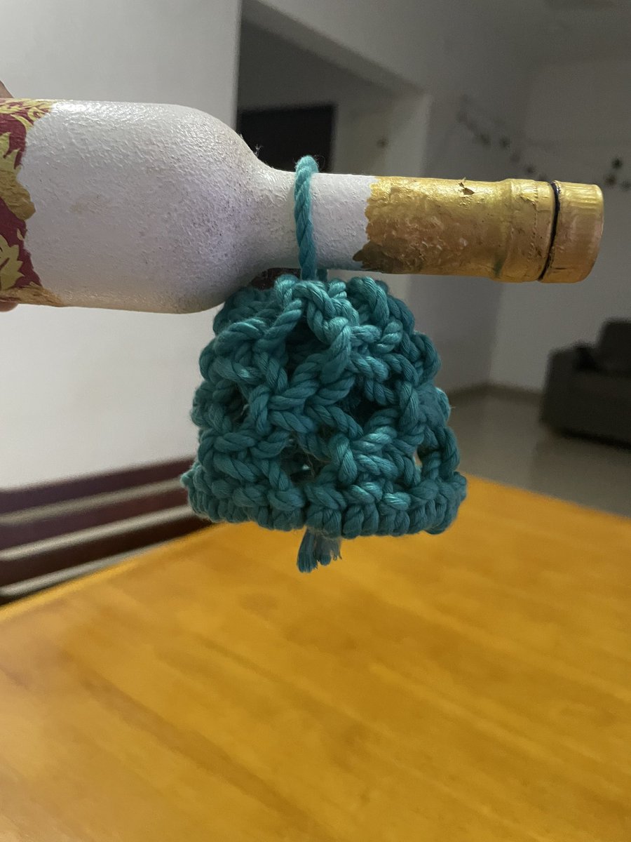 talesfromaaroo's tweet photo. Presenting the bell & the hair band #macarme #handmade https://t.co/LpzBBrqdtx