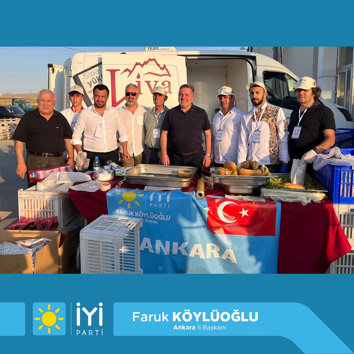 iyipartiankara's tweet photo. Afyon Kocatepe Programı dönüş yolunda, Ankara İl Teşkilatımızdan 2200 kişiye Ankara Döneri ve ayran ikram ettik. 

@meral_aksener 
@iyiparti 
@SBugraKavuncu 
@KoyluogluFaruk https://t.co/PhH7Viv2nA