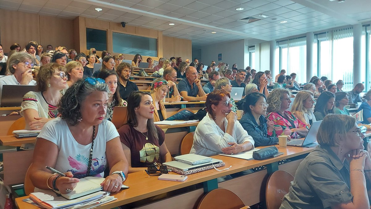 Ouverture de la rentrée des formateurs sur les différents sites de formation <a href="/INSPE_Bretagne/">INSPÉ de Bretagne</a> par le directeur <a href="/Nicolas_Tocquer/">Nicolas Tocquer 🇺🇦 🇪🇺</a> en présentant les axes forts de l'année à venir : ancrage territorial, qualité de la formation, équité de la formation pour les étudiants,...